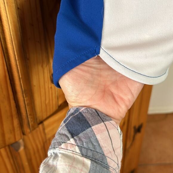 ***** 5 for $25 Liz Claiborne Color Block Top - Picture 5 of 5